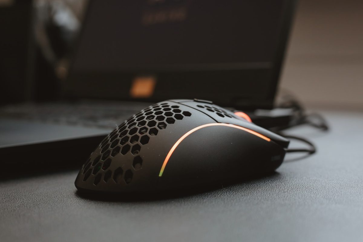 Vertex Lite Wireless Gaming Mouse